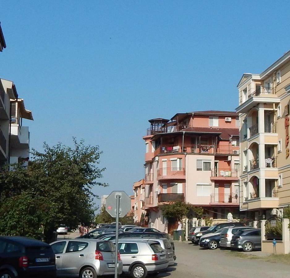 Dunav Str. 拉夫达 外观 照片